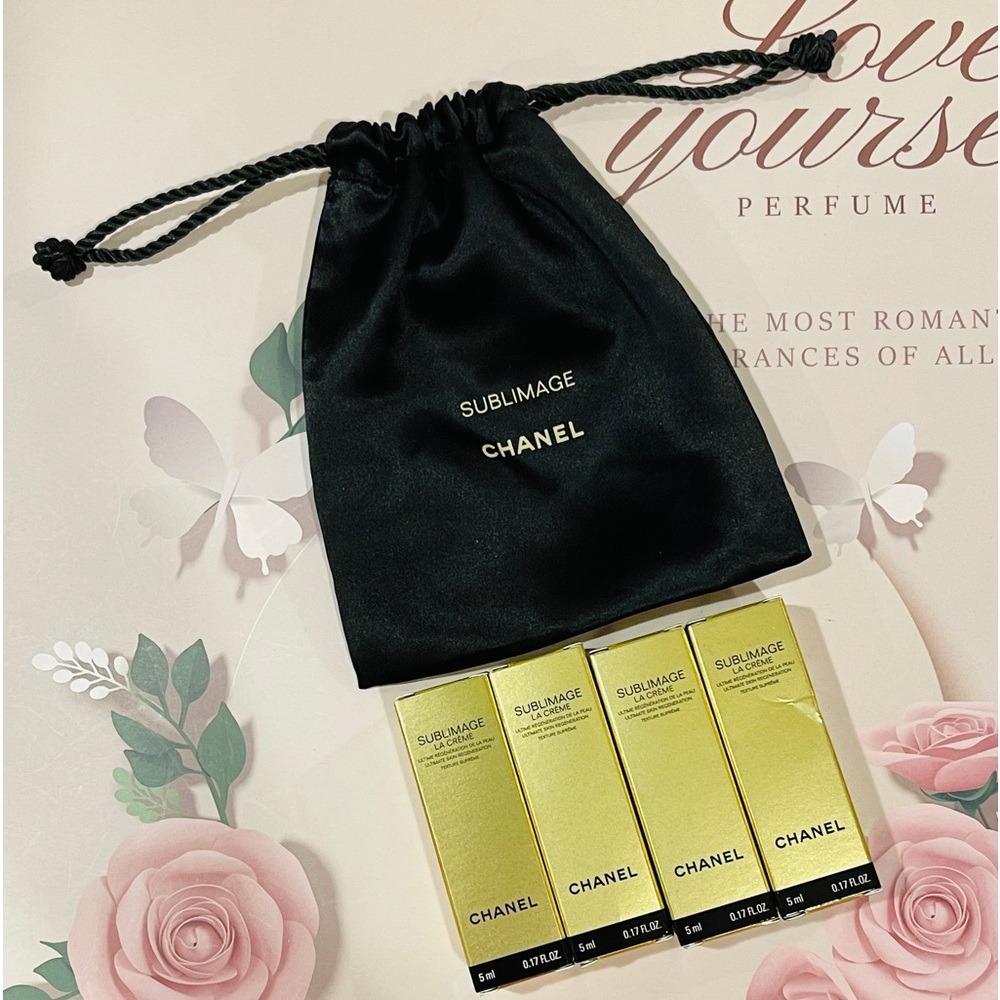 Chanel SUBLIMAGE LA CRÈME Text Supreme set of 4 with pouch